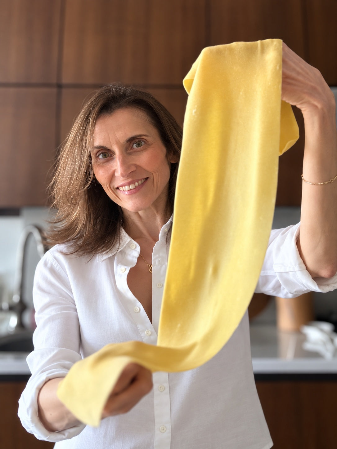 Laura Cerruti making fresh pasta