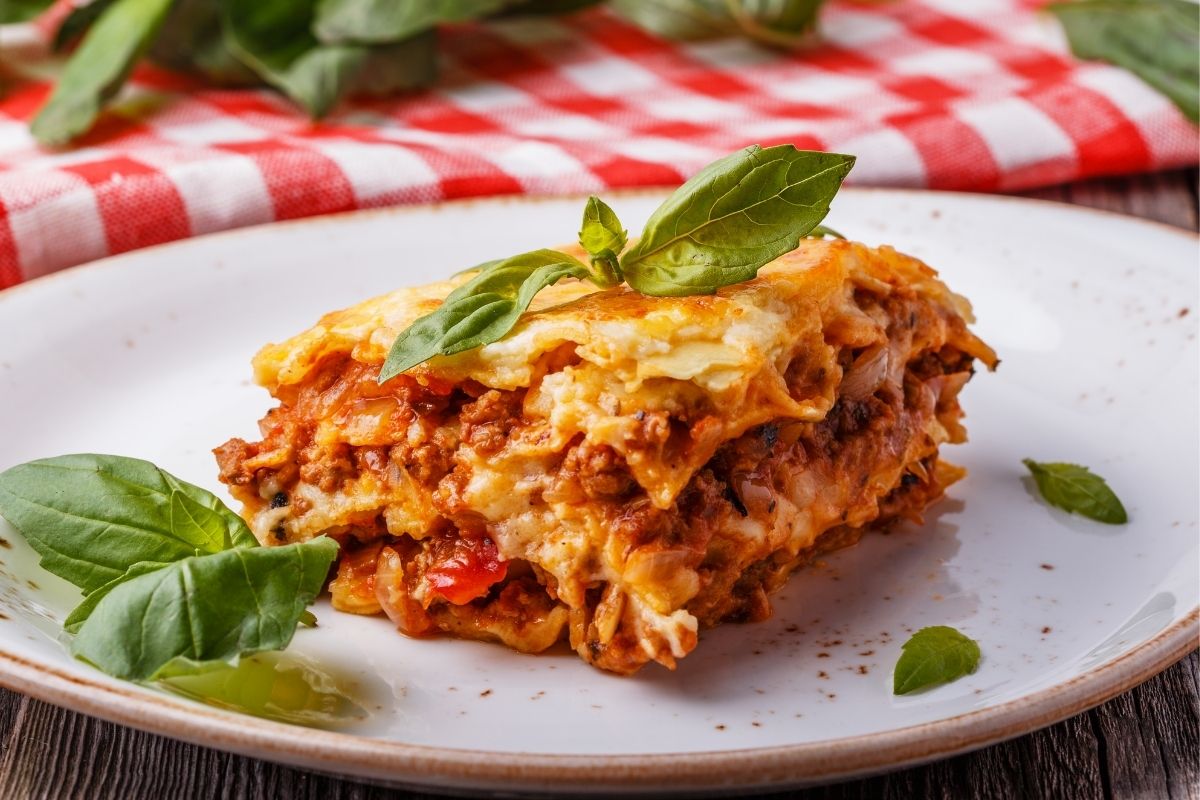 classic lasagna alla bolognese